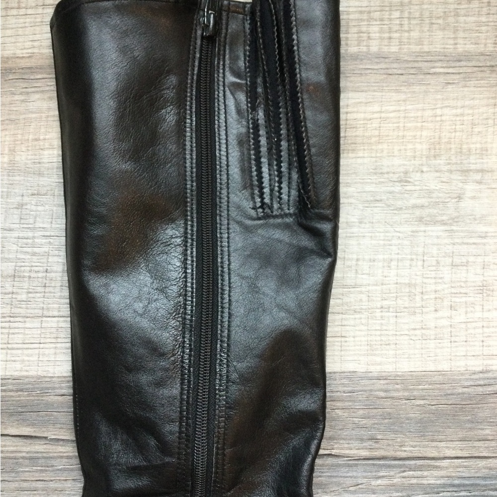 Vintage black leather tall boots - Picture 5 of 16
